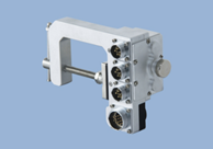 具備分接、短路功能的主夾