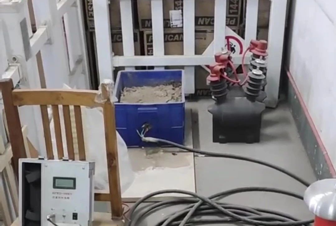 Ronaldo高能量<a href='http://www.coblite.com.cn/Ppzq/ersted.html'>電纜故障定位儀</a>