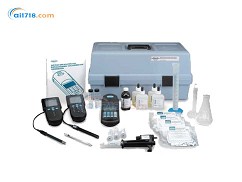 CEL800系列便攜式水質(zhì)分析實驗室